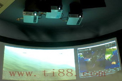 虛擬現實與仿真技術應用新趨勢 互動投影、弧幕環幕與VR處理軟件市場前景分析